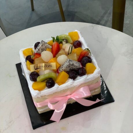 Fresh Fruits Cake 6'