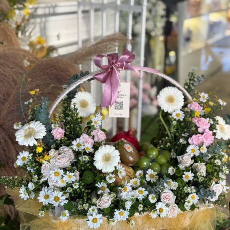 The Garden Gateau